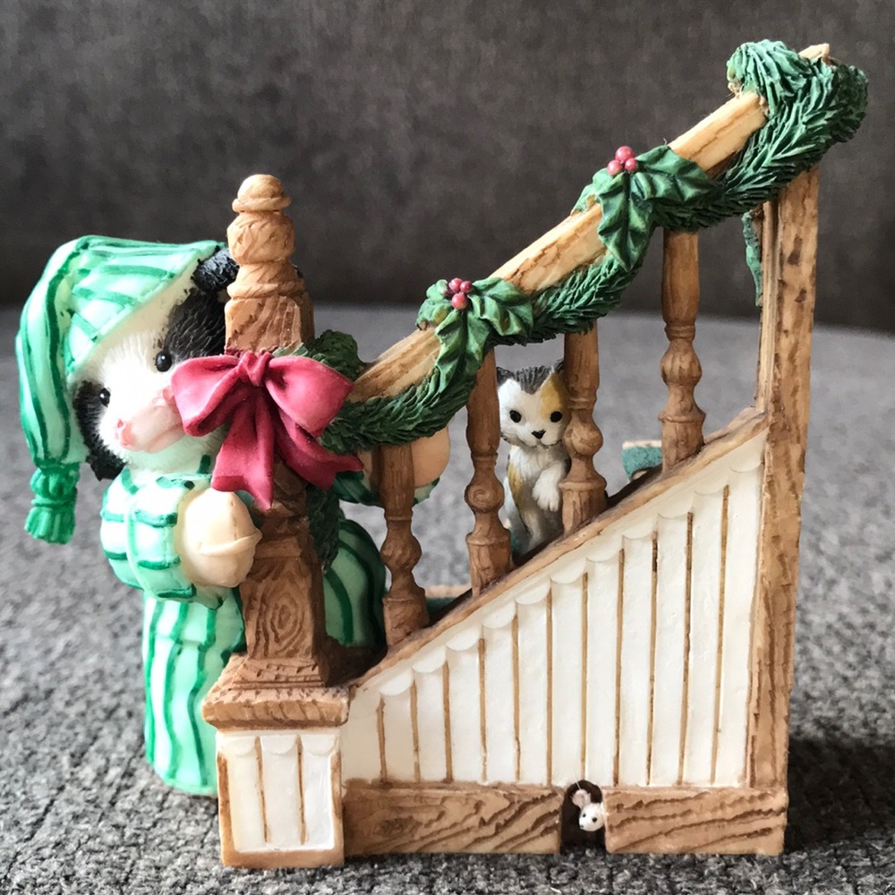 Mary’s Moo Moos—I Thought I Herd Him